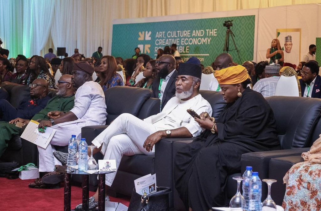 Fmactce_Nigeria's tweet photo. The “Art, Culture and Creative Economy Roundtable” brought together a galaxy of creative geniuses.
Our collective aim is singular, and it is bold: to position Nigeria as the world’s culture, creativity & entertainment capital.
#FMACCE #CulturalLeadership #CreativeRoundtable https://t.co/OPbFaQExUp