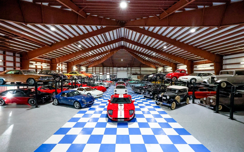 The collection of championship boxer George Foreman will be sold on @Hagerty Marketplace, with lots closing between December 11-12. View all lots here: hagerty.com/marketplace/se… #hagertymarketplace #hagerty #georgeforeman #carauction #carcollection #collection #vehiclecollection