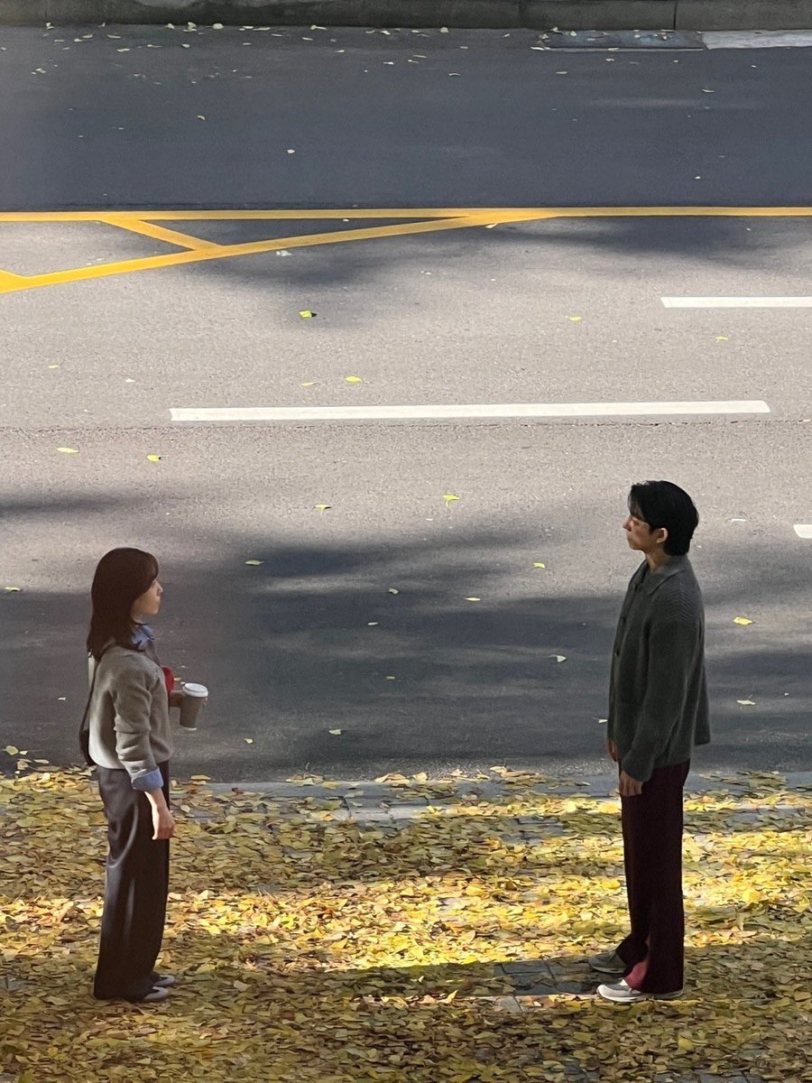 kdramatreats's tweet photo. #SeoHyunJin and #GongYoo both spotted filming for their upcoming drama #TheTrunk 😭🤍 https://t.co/6ksXC3eETW
