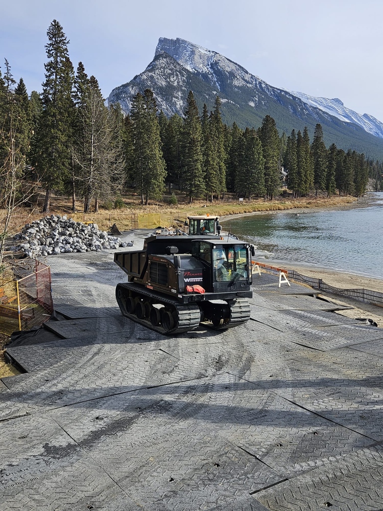 RubberSolutions's tweet photo. Exciting Eco-Flex Project ♻ 🏞
In partnership with Parks Canada and WHISSELL Contracting, Eco-Flex implemented our Access Mats to facilitate safe and efficient water access for heavy machinery in the Bow River. Details on our LinkedIn page! #ecoflex #recycling #rubber https://t.co/PUoaJELXPo