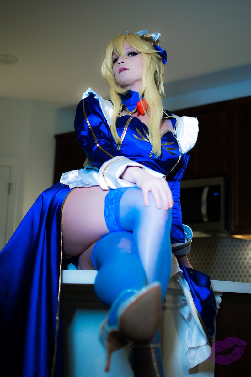 AccentKisses's tweet photo. Spice of 2021 had some FGO sets!
The Maid Lartoria set is 👌👌👌😘
Also did a Vday Ereshkigal!
Which is your favorite? I'm sure I can guess 😆
#cosplay #cosplayer #fategrandorder #fgo #fgocosplay #fategrandordercosplay #ereshkigal #eresh #artoria #artoriapendragon #lartoria https://t.co/oQWDjUG28u