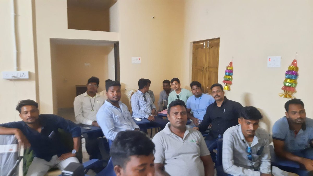 CSC Karmayogi VLE training program conducted for VLEs of Block Titlagarh (Batch2).
<a href="/CSCegov_/">CSCeGov</a> <a href="/OdishaSpv/">CSC SPV Odisha</a> <a href="/madanmohanrout/">Madan Mohan Rout</a> <a href="/CollectorBgr/">Collector & DM, Balangir</a> <a href="/debayudha/">Debayudha Mishra</a> <a href="/subhendupandia/">Subhendu Kumar Pandia</a> <a href="/jroutofficial/">Jitendra Rout</a>