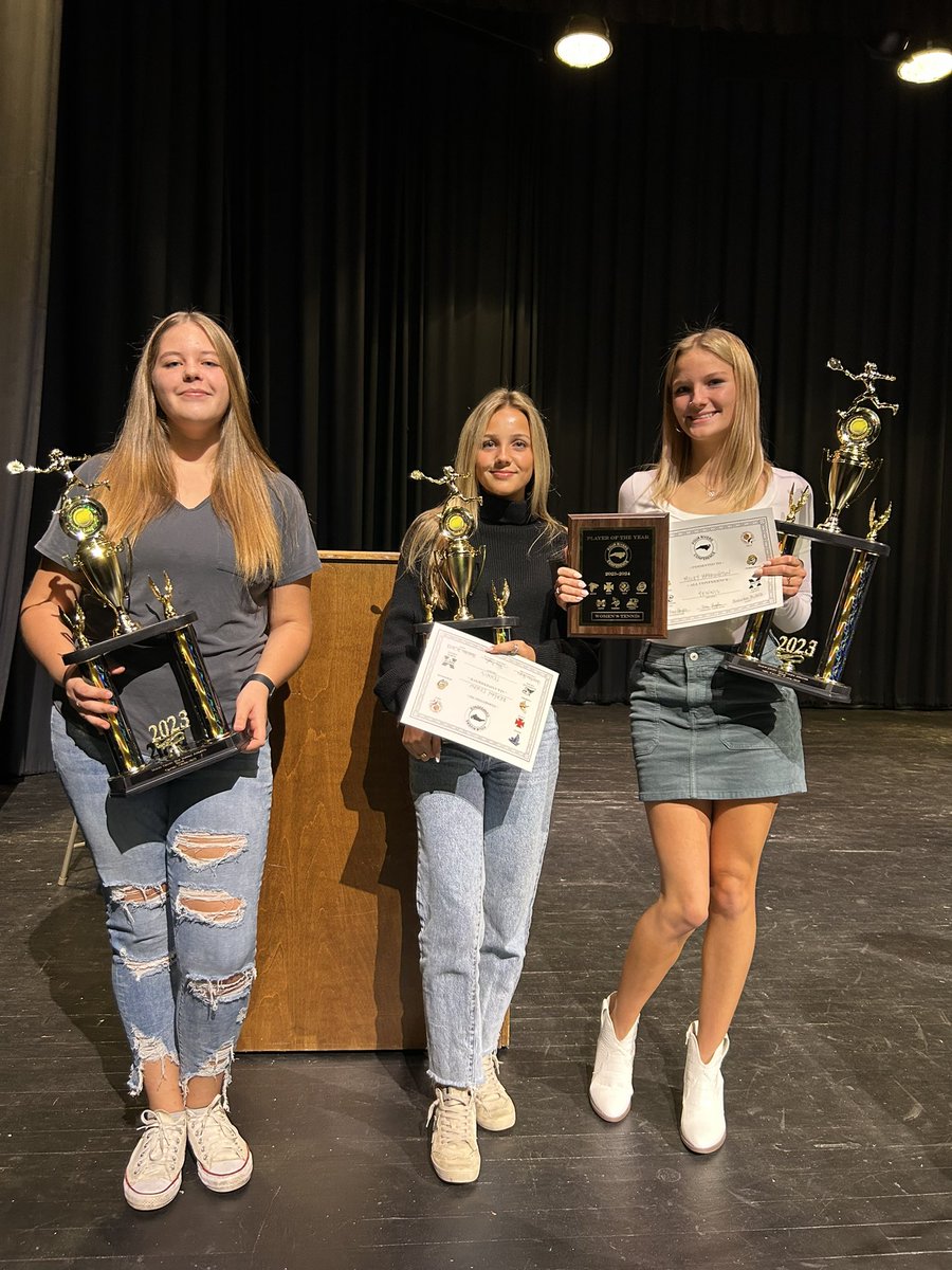 What a season! We wrapped it up last night at the awards banquet. 

Congrats to our award winners! 
MVP - Miley (who also won Conference P.O.Y.)
Most Improved - Reagan
Coaches Award - Heaven