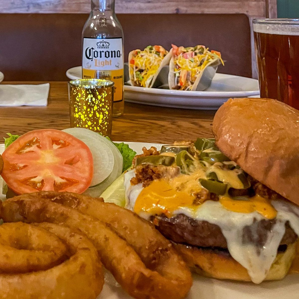 Greenview Tavern is serving up delicious dishes and tasty drinks all week! Try the South Of The Border Burger and pair it with one of their amazing drinks🍹
📍 Warwick, NY
📸: @greenviewtavern