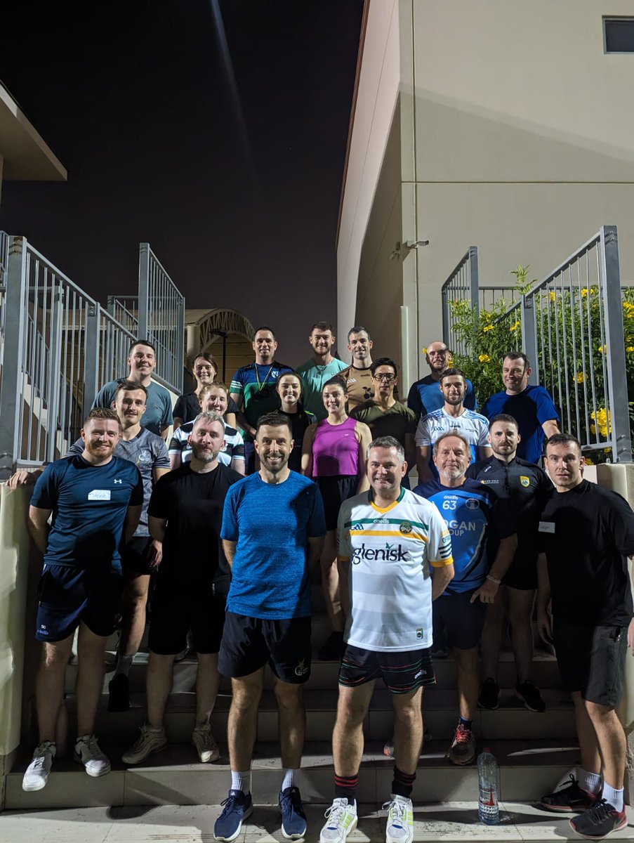 LLColfer's tweet image. Great turnout in Dubai again tonight as we had 21 coaches from 5 @GAAmiddleEast Clubs 🇦🇪

Massive engagement from the group and learning certainly did take place 👏

Lovely to meet my old mate Robbie Corcoran again after all these years 😁

#CoachTheCoaches

#LearningEnvironment