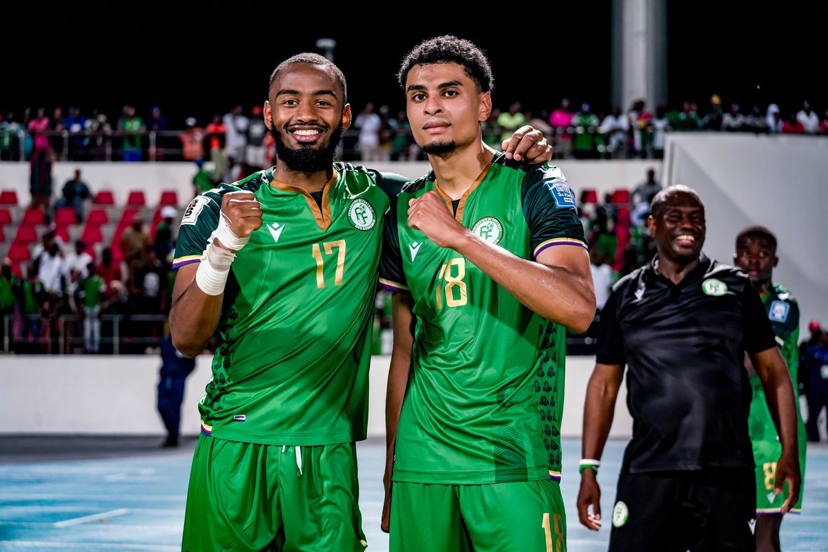 fedcomfootball's tweet photo. Victoire des Coelacanthes face aux Black Stars du Ghana ! 

🇰🇲 1-0 🇬🇭

#CDM2026
#Veripiya 
#COELACANTHES https://t.co/UJ1HhNbr6T