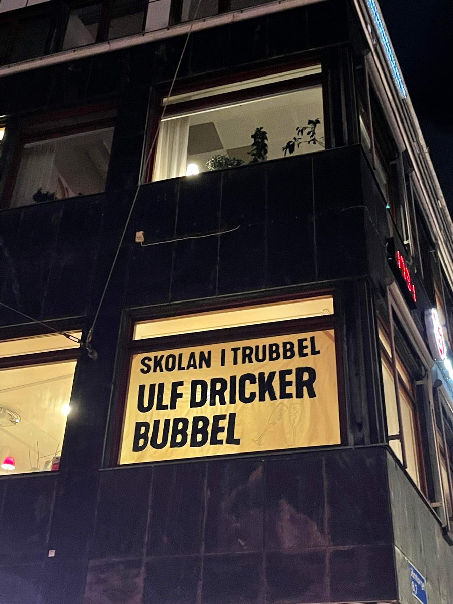 FelixOderth's tweet photo. SSU Göteborg hälsar hej till Ulf Kristersson https://t.co/5z00BzhNlB
