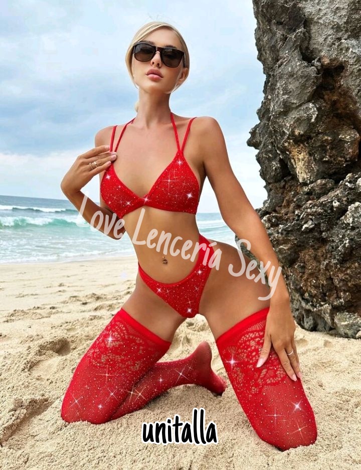 Bello coordinado con medias en color rojo con brillos unitalla ✨