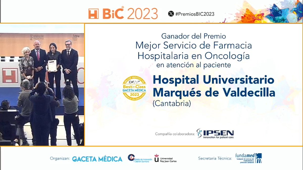 GacetaMedicaCom's tweet photo. #PremiosBIC2023

🏆MEJOR SERVICIO DE FARMACIA HOSPITALARIA EN ONCOLOGÍA

Y el ganador es...

@HUnivValdecilla

➡️Recoge: Virginia Martínez Callejo, adjunta al Servicio de Farmacia oncológica

➡️Entrega: César Pascual y Luis Cordero (@IpsenGroup)

📺https://t.co/pBOY4nSIMt https://t.co/CFABfJdKoF