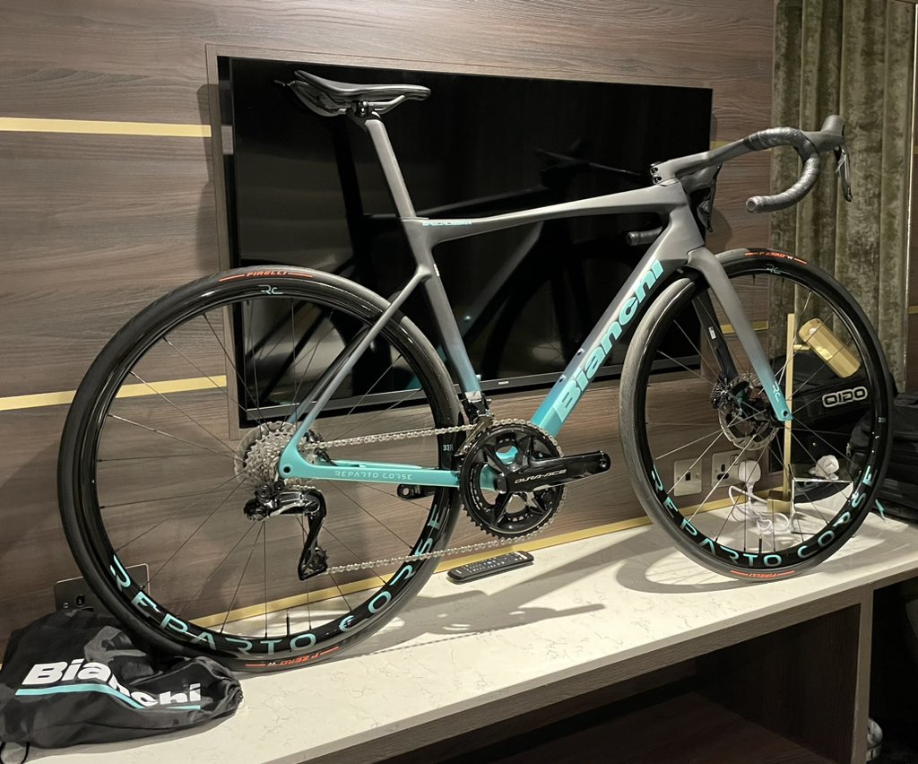 Another night together - with the special one - Specialissima 😍 <a href="/BianchiOwnersUK/">Bianchi Owners Club UK</a>