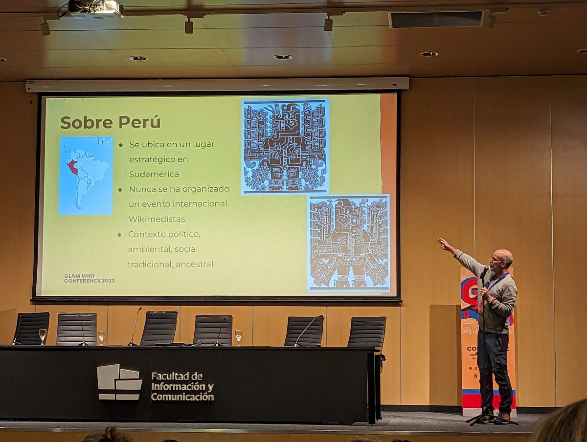&amp; some amazing projects from <a href="/WikimediaPE/">Wikimedia Perú</a> - one of the things I loved the most about this space was people presenting in Spanish/Portuguese &amp; translation to English! I don't think I missed anything! #glamwikiuy
