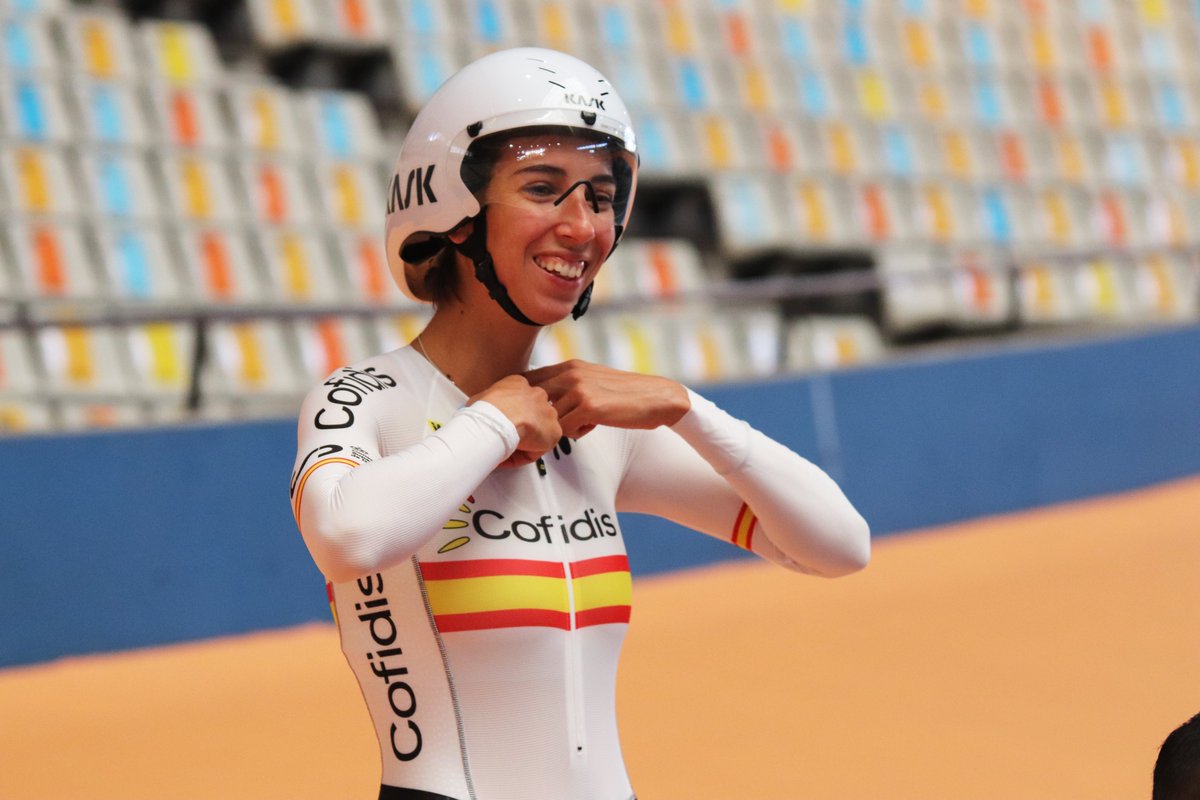 #TeamESPciclismo🇪🇸 | Las ciclistas de la Selección Española de Pista han completado hoy una intensa jornada en el Velódromo Lluís Puig🏟

📸¡Os compartimos algunas fotos!

<a href="/ciclistacofidis/">Cofidis Likes Ciclismo</a>