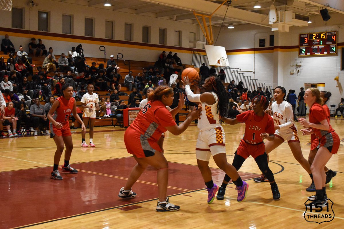 LadyBballDBHS's tweet photo. Our HOME OPENER was a good one. It came down to the final buzzer 34-32 us over Red Springs High School. 
#eaglenation #wbb #LadyEagles #DBHS #Fayetteville #wbb #basketball #IBelieve #RestorationSeason #ballislife🏀 #womensbasketball #ProtectTheNest https://t.co/k5WehsMZSb