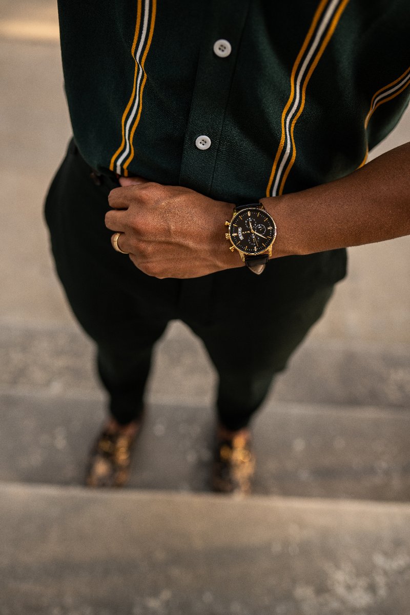 blacktiewatchco's tweet photo. Prepped your Thanksgiving fit already? Pick a watch that can match any style like the Apollo watch
On sale right now.

https://t.co/B2mlZXdolV

#thanksgivingoutfit #menswatch https://t.co/CNjRoXejQC