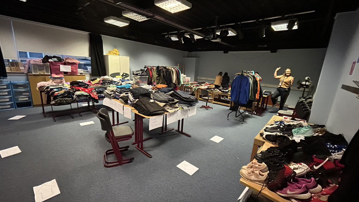 A massive thank you to all the friends, families, pupils, staff and strangers who have helped make our Winter Warmer Project a success once again! ❤️❤️

Tonight was a real show of community spirit and it was amazing to see so many people wanting to help out!

<a href="/drumchapelhigh/">Drumchapel High</a>