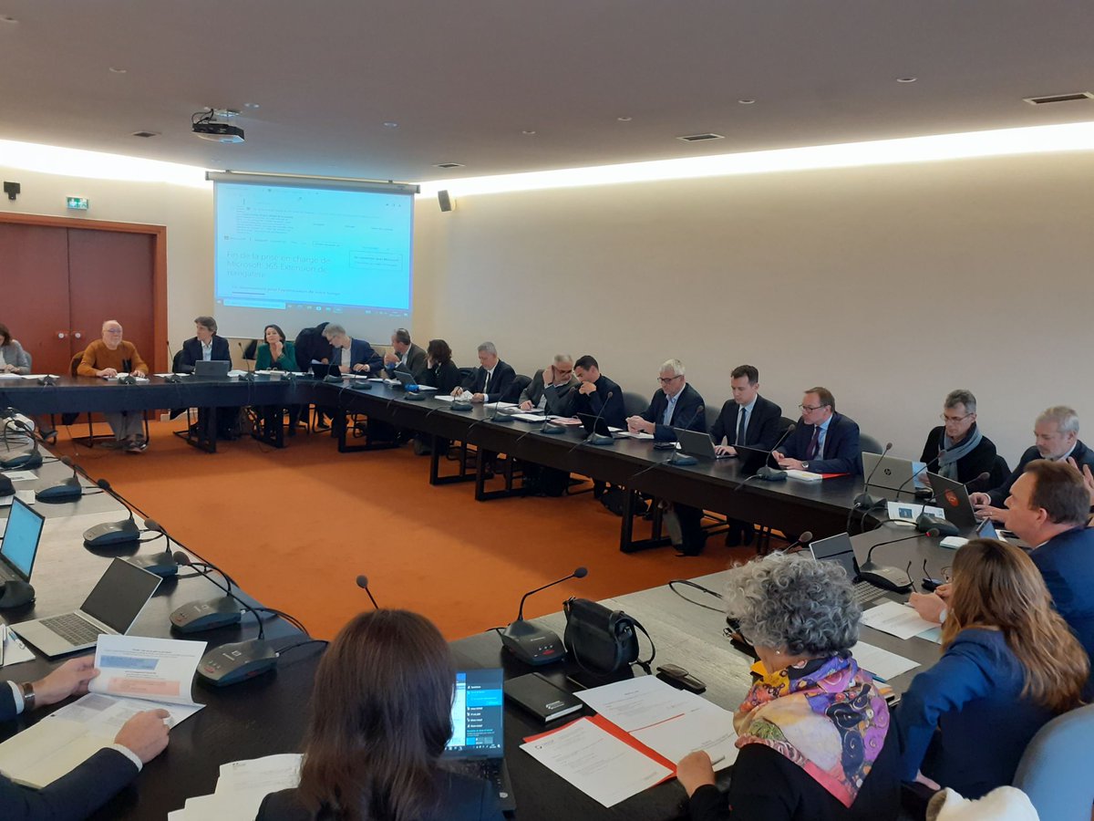 Mouvement des Entreprises de France #Paysdelaloire tweet media