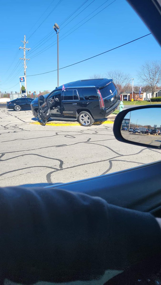 IndyShitDrivers's tweet photo. 🤡 https://t.co/VVPxS4ltCq
