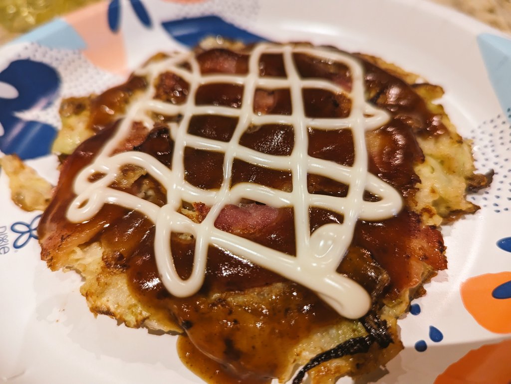 おたふくさんが3割引でいらしたのでポチッ(500gだよ！！) 美味しくオートミールお好み焼きいただきました。 リンク↓ Otafuku Okonomi Sauce, Vegan Japanese Topping for Okonomiyaki Pancakes (17.6 Ounces) a.co/d/9cJqLRR