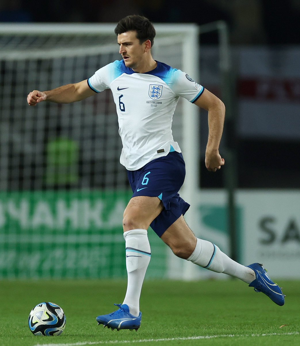 HarryMaguire93's tweet photo. Thanks to our away fans for the unbelievable support as always. Great unbeaten campaign with the lads and all focus now on #Euro2024. 👏🏴󠁧󠁢󠁥󠁮󠁧󠁿 @England https://t.co/OFgwP3DSsV