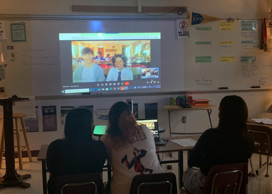 MVMAJORS's tweet photo. Students in Ms. Russo's Current Affairs class met via Google Meet with fellow students from Jorge Eliécer Gaitán High School in Florencia, Caquetá, Colombia.

Teams will work to develop solutions tackling one or more of the UN Sustainable Development Goals beginning in January. https://t.co/raCZlCmRy8