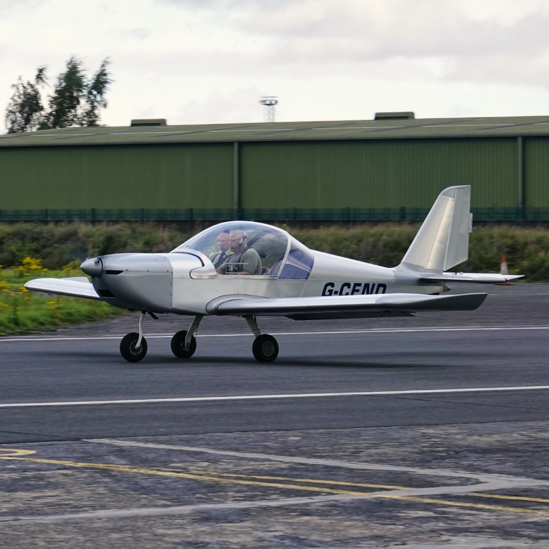 Michaelflying28's tweet photo. Evektor EV-97 Eurostar G-CEND departing Sandtoft Airfield for Breighton Airfield 26.8.23.
#evektor #evektorev97 #ev97 #ev97eurostar #lightaircraft #generalaviation #generalaviationlovers #generalaviationlover #generalaviationuk #generalaviaton #generalaviationworld #microlight https://t.co/bhu9lpObYP