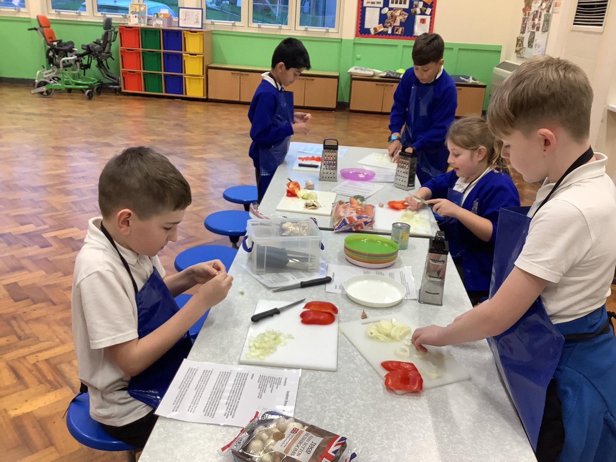 Lucybee198's tweet photo. A great first year 5 cooking club after school today. Great skills on display and fantastic attitudes. Well done everyone. @InkersallK @ipa_spencer @satrust_ https://t.co/CeCRrztyyc