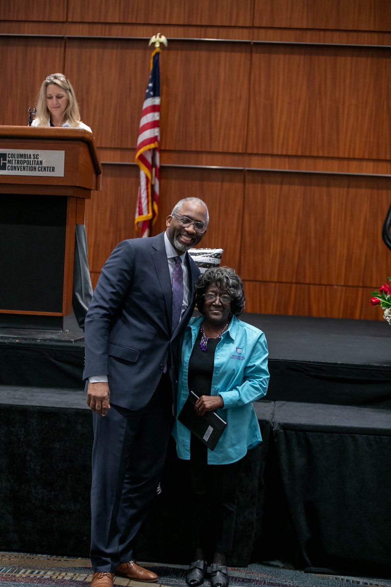 RichlandE43795's tweet photo. Congratulations Dr. Marva Coates, SC Adult Education Director of the Year! ⁦@RichlandOne⁩ ⁦⁦@CeoCoabe⁩ ⁦@SCASAnews⁩ https://t.co/WGffrP5tZA
