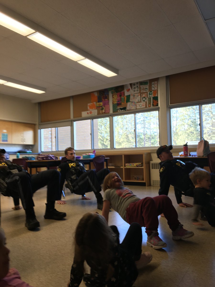 Thank you to United Way Hastings &amp; Prince Edward for funding the #wecareNHCS Shared Commitment lunch club. #BancroftOPP officers were able to visit Birds Creek Public School and have a positive interactions with children of North Hastings. ^jd
