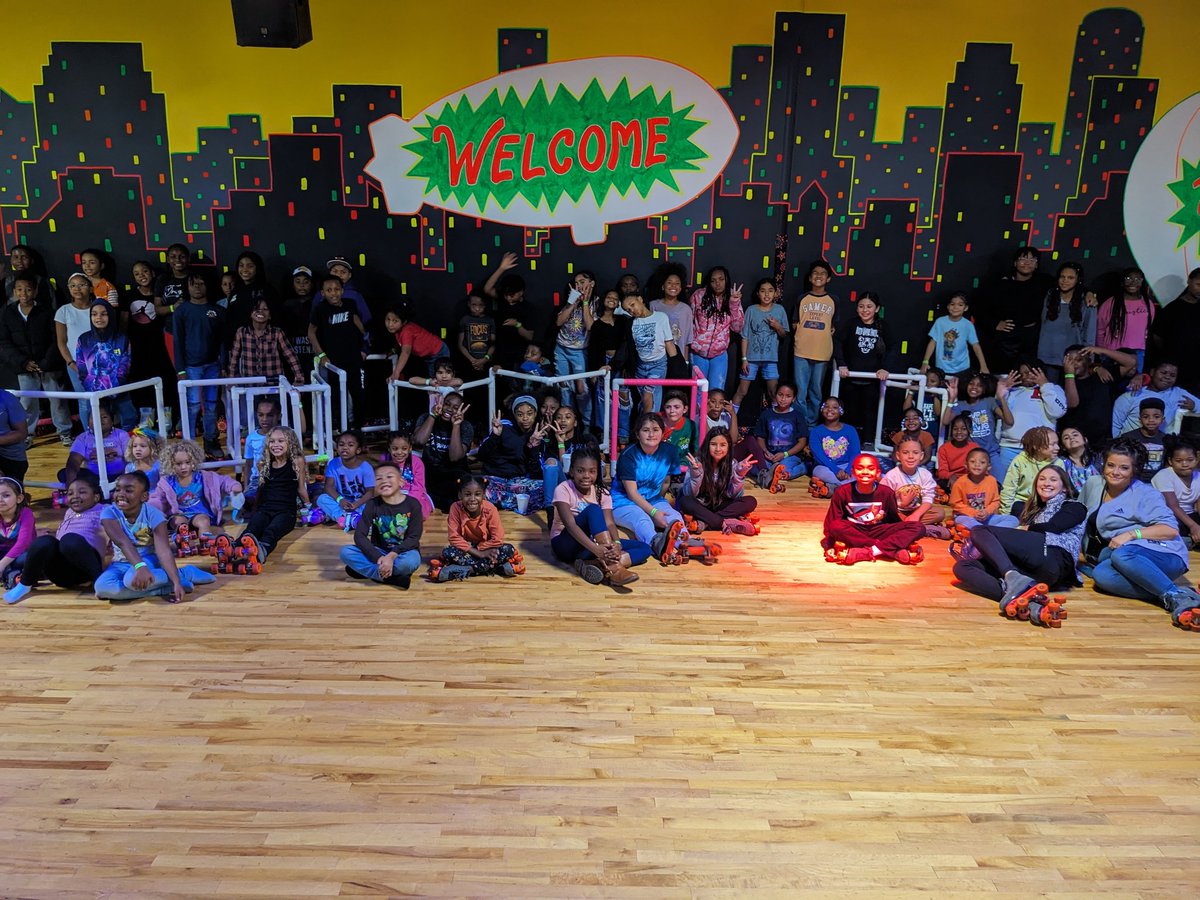 Skating into Thanksgiving Break! <a href="/NorthWayneElem/">Karen Boatright</a> <a href="/MrsWey10/">Lindsay Wey</a> <a href="/TheMrMolitor/">Mr. Molitor</a> #wearewayne #thankgodididntfall