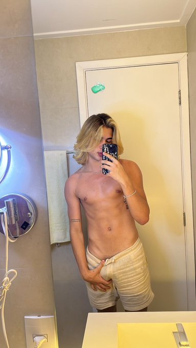 Loirinho https://t.co/mmhHQl4SLC