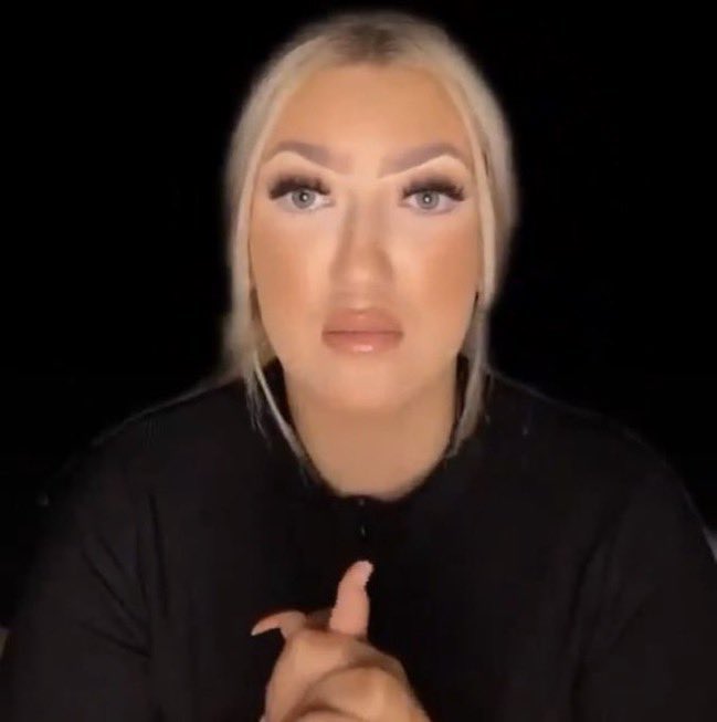 t_h___a_y's tweet image. a ME! do exo é love shot