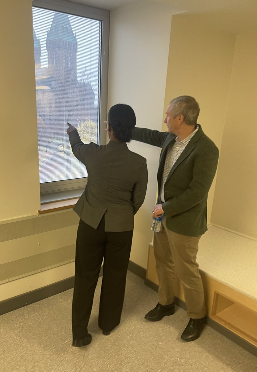 SenatorBrouk's tweet photo. I travelled to Buffalo today as part of my ongoing work to learn more about mental  health across NY. @SenSeanRyan &amp; I toured the Buffalo Psych Center, where we met w/ leaders from @csearegion6, @nyspef, &amp; @nyscopbapr to learn more about what we can do to bring more beds online. https://t.co/su5cIbwlDd