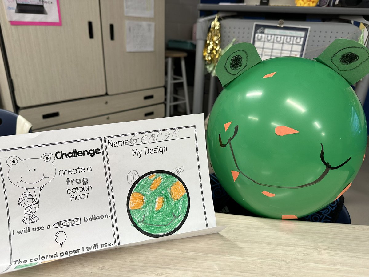 amgray03's tweet photo. 🎈Balloons over Broadway 🎈 in room 106 😍✨#ourownMacysDayParade #STEAMfun #readyforThanksgiving https://t.co/pvyzhKCEV9