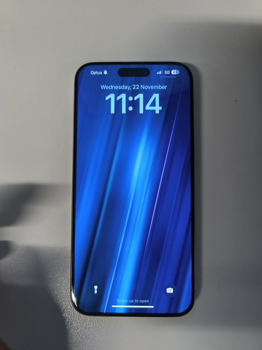 Davis_Fang's tweet image. I love how Photoshop's generative AI has allowed me to use some of my favourite webOS wallpapers all over again! #palmpre #hptouchpad #webos
