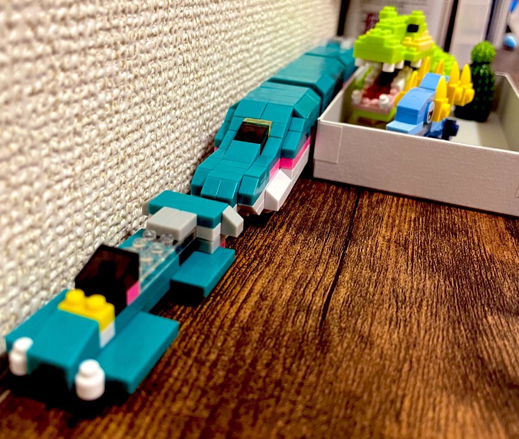 inamine17's tweet photo. ダイソーのプチブロック🚄
あまった部品で、スポーツカーのつもり
#ダイソー　#プチブロック　#はやぶさ https://t.co/Gwugm73jtg