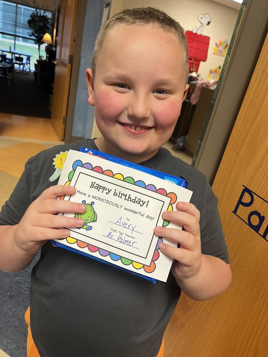 PalmersMonsters's tweet photo. Happy Birthday, Avery! #eessoars https://t.co/c2msNZXwfO