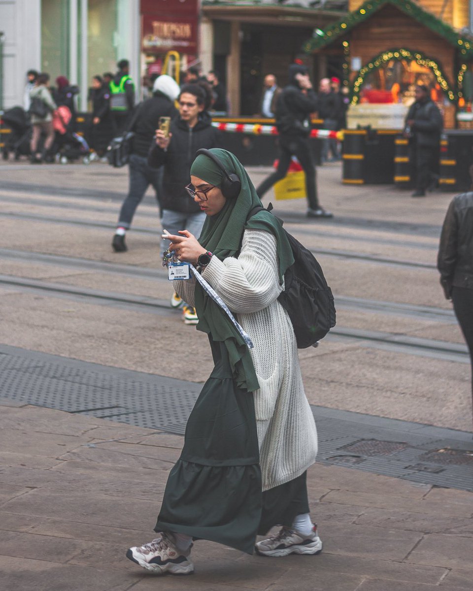 hndrx_studios's tweet photo. Some frames from my recent project, titled: “views from the streets of Birmingham” #vtsob. You can see the full thing on instagram: https://t.co/8GYrVLQdj2 https://t.co/oirb3ASi4d