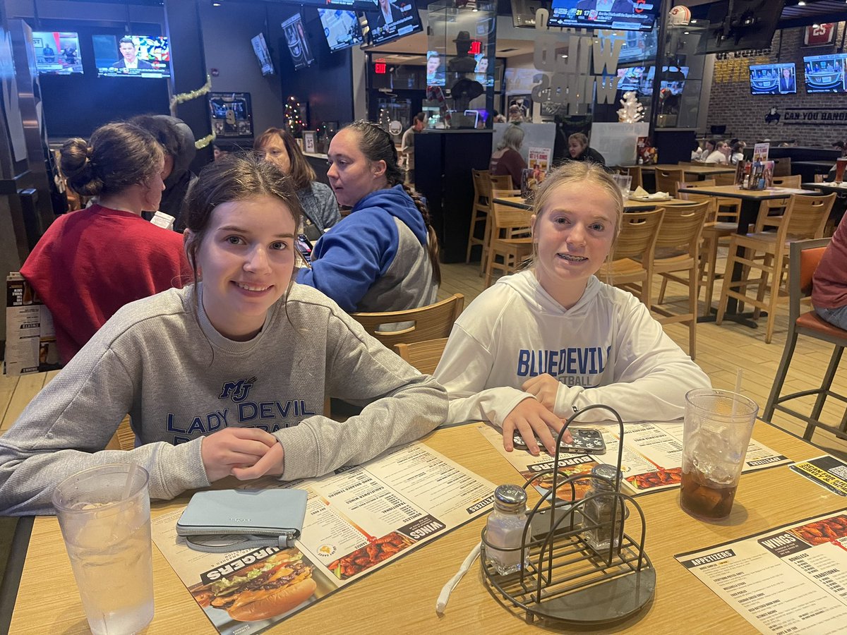 Mortimer Jordan Girls Basketball tweet media