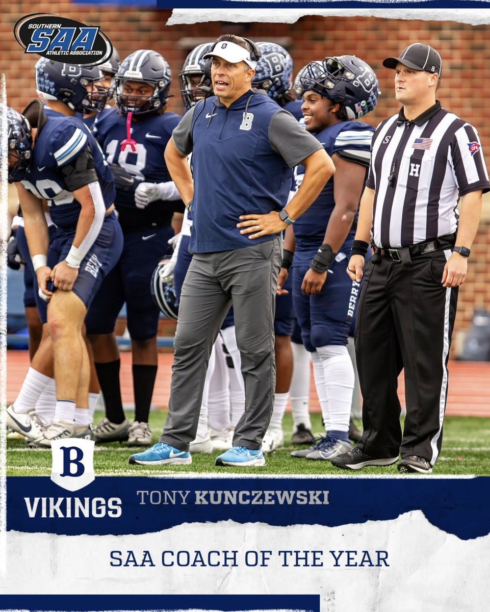These awards are ALWAYS staff awards. ⁦⁦<a href="/BerryFootball/">Berry Football</a>⁩ has a GREAT one. ⁦<a href="/ColinDuling/">Colin Duling</a>⁩ ⁦<a href="/FB_CoachElliott/">Joel Elliott</a>⁩ ⁦<a href="/CoachJohnSikora/">John Sikora</a>⁩ <a href="/CoachG_55/">Bernard Granville</a> ⁦@CO_JWilliams11⁩ C Hinton ⁦<a href="/JakeWeitkamp/">Jake Weitkamp</a>⁩ ⁦<a href="/McraeAlexavier/">Alexavier McRae</a>⁩ ⁦@connorhawke4⁩ B Argote