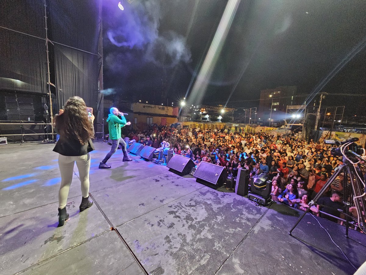 Táchira canta por el Esequibo desde el municipio San Cristóbal con alegría para dar un mensaje claro al mundo de unidad, soberanía y diplomacia de paz #ElEsequivoEsDeVenezuela