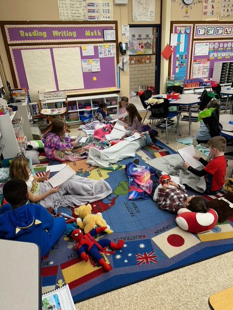 CenterGroveES's tweet image. Mrs. Howey’s class celebrated all their hard work today with “Nighttime Narratives.” It was a big slumber party as they cozied up to share their writing. So fun!