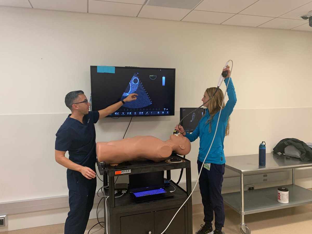 How about a little #TEE? Training our <a href="/UCSDEMResidency/">UCSD EM Residency</a> on the basics of resuscitative TEE. Had a great session today at <a href="/UCSDMedSchool/">UC San Diego School of Medicine</a>. Thx Drs. Self, Supat, &amp; Campbell! 👏🏽