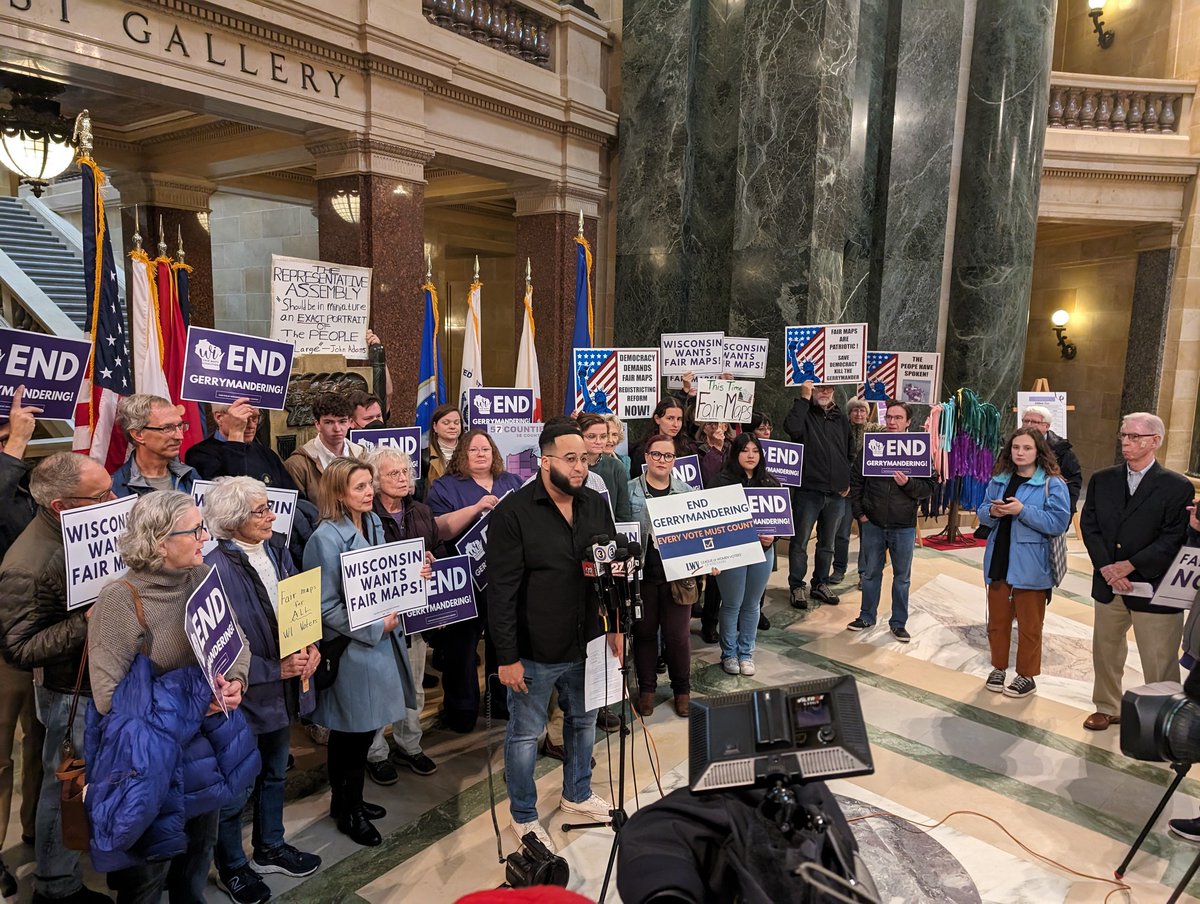WisDemocracy's tweet image. WI Fair Maps Coalition, @ACLUofWisconsin, Wis Working Families Party, @polls_souls, @SEIUWIS, and @powertothepolls rallied WI voters in Madison, Milwaukee, Green Bay, Eau Claire today, the first day of oral arguments on the redistricting lawsuit. #FairMaps bit.ly/Fair-Maps-Advo…
