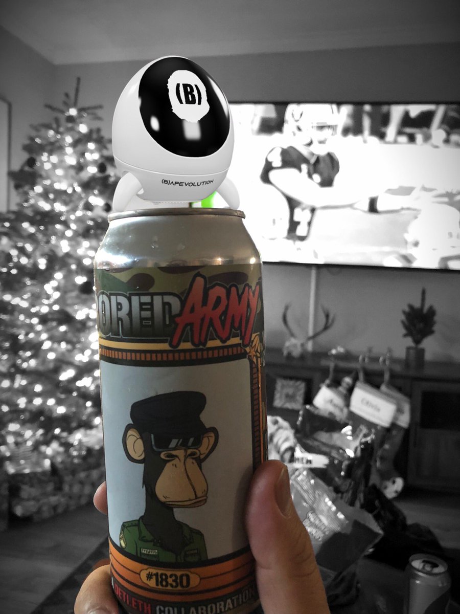 insufficientBTC's tweet photo. Something landed in my beer

#BAPEVOLUTION #BEVOARContest @bapetaverse @IamBjoe @gigiNFTz @ChekenskiE https://t.co/iaRq4Q1kWu