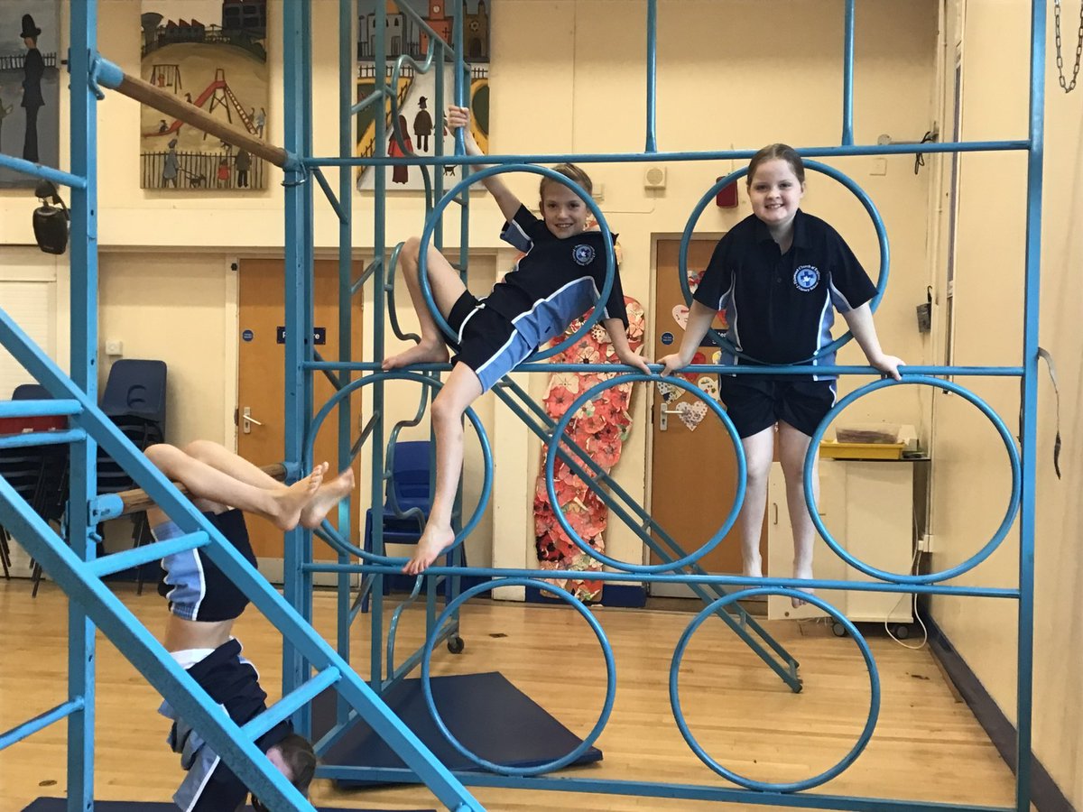 Halewood CofE School tweet media