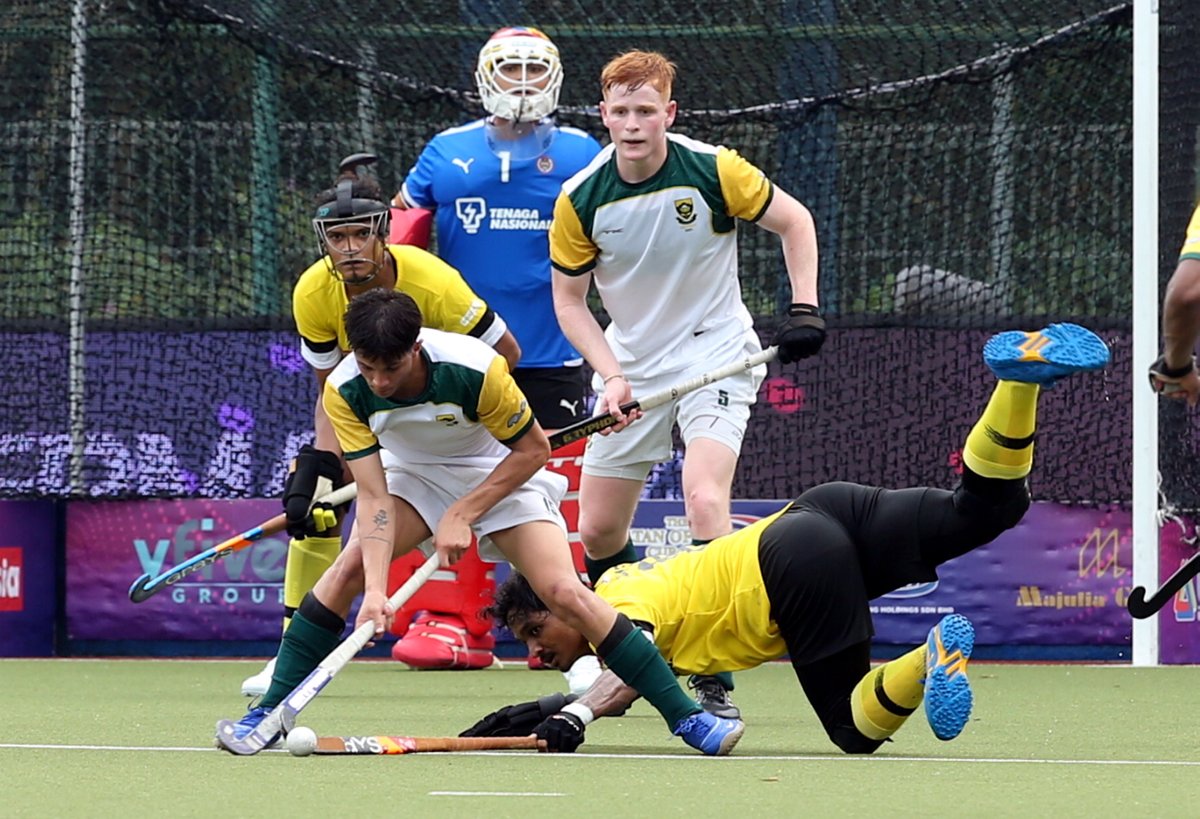 SA_Hockey's tweet photo. Photo Dump - Sultan of Johor Cup 2023
South Africa vs. Malaysia
#SOJC2023 https://t.co/zQA44s8wGI