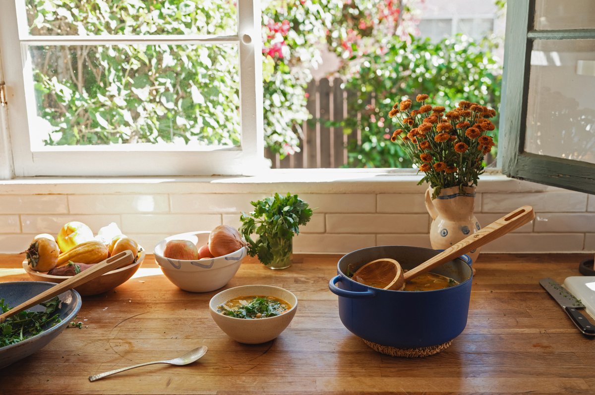 "Coffee and all of the places I’ve visited have absolutely shaped my relationship with food."

We joined Ally Walsh, co-founder of Canyon Coffee, in her home to learn more about her passion for coffee and how she spends her Sundays.

greatjonesgoods.com/blogs/great-on…