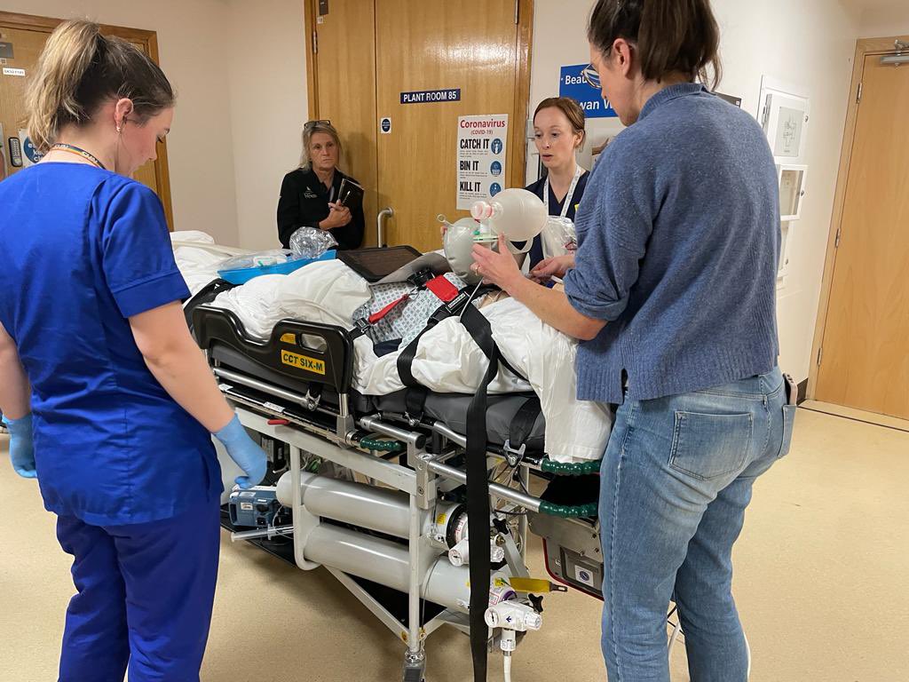 SimSwft's tweet image. Fantastic day with the @nhsswft simulation team running in situ multidisciplinary scenarios in theatres - successful day all round ⭐️