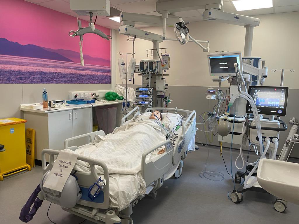 SimSwft's tweet image. Fantastic day with the @nhsswft simulation team running in situ multidisciplinary scenarios in theatres - successful day all round ⭐️