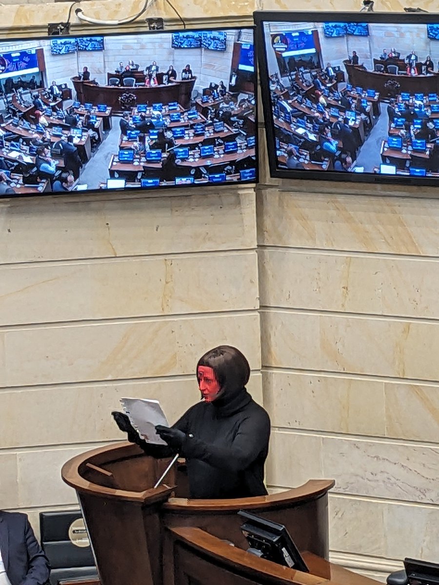 Denuncian en el Congreso violencias contra mujeres, población LGBT, desigualdad salarial hombres/mujeres...